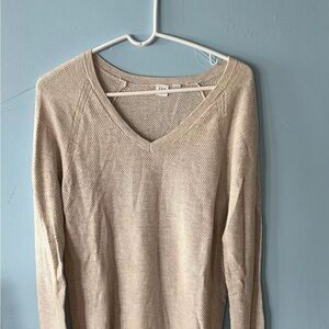 Gap Womens Sweater Medium Beige Camel pullover v-neck